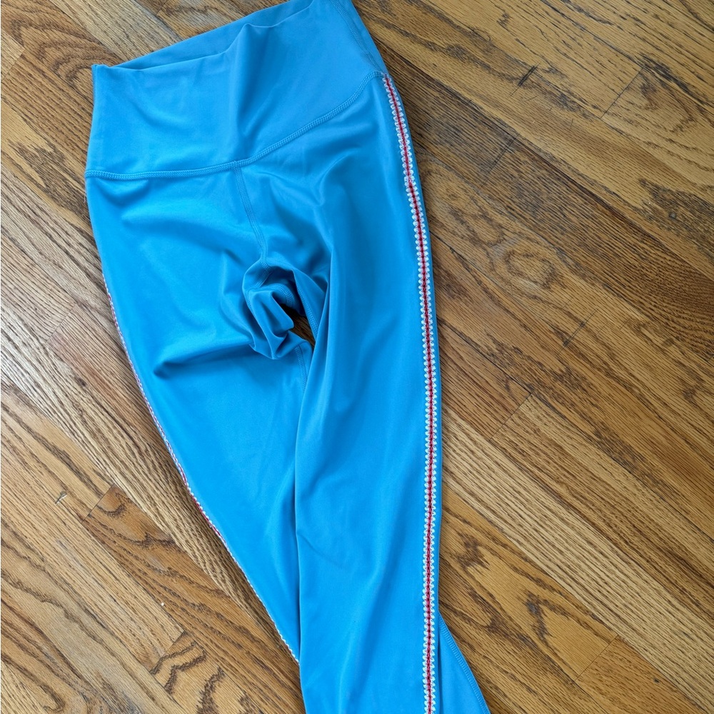 Nike dry fit work out leggings.